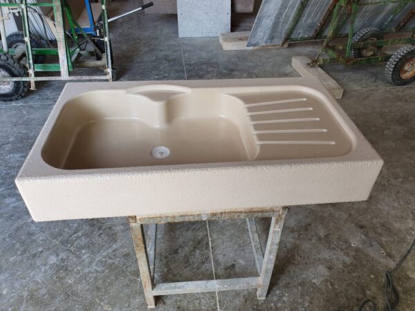 Lavello in marmo e pietra per cucina Modello 1 fonte e sgocciolatoio