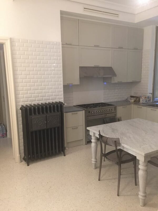 462780750_2489344654584683_9085703640965073839_n Tavolo da pranzo Mod. Louna quadrato in Marmo di Carrara