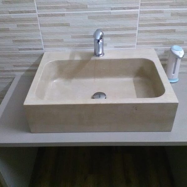 lavabo in pietra